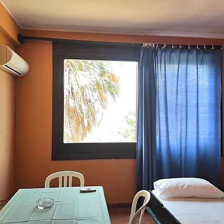 Vibrant In Sant Irene Torre Vecchia With Pool *