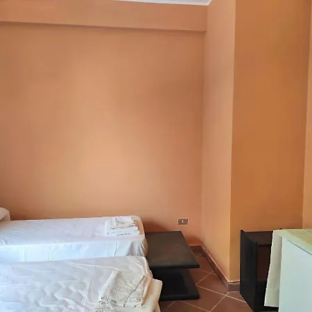 Vibrant In Sant Irene Torre Vecchia With Pool *